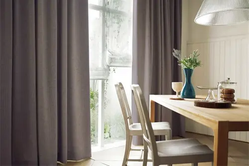 Trang Trí Căn phòng phóng khoáng và cổ điển với phong cách vintage